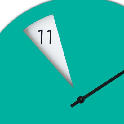 FreakishClock green