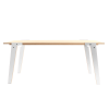 Table moderniste