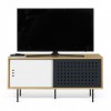 Dann TV table dots